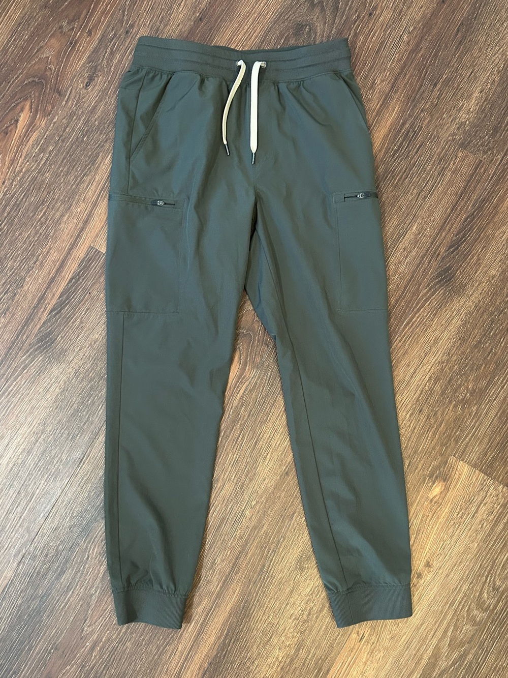 Rhone Mens Olive Green Performance Joggers Size Medium Cargo Pants